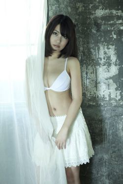爱笑会议室西班牙女郎